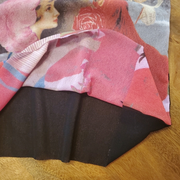 Bebe Moda Mesh Top - Picture 8 of 9